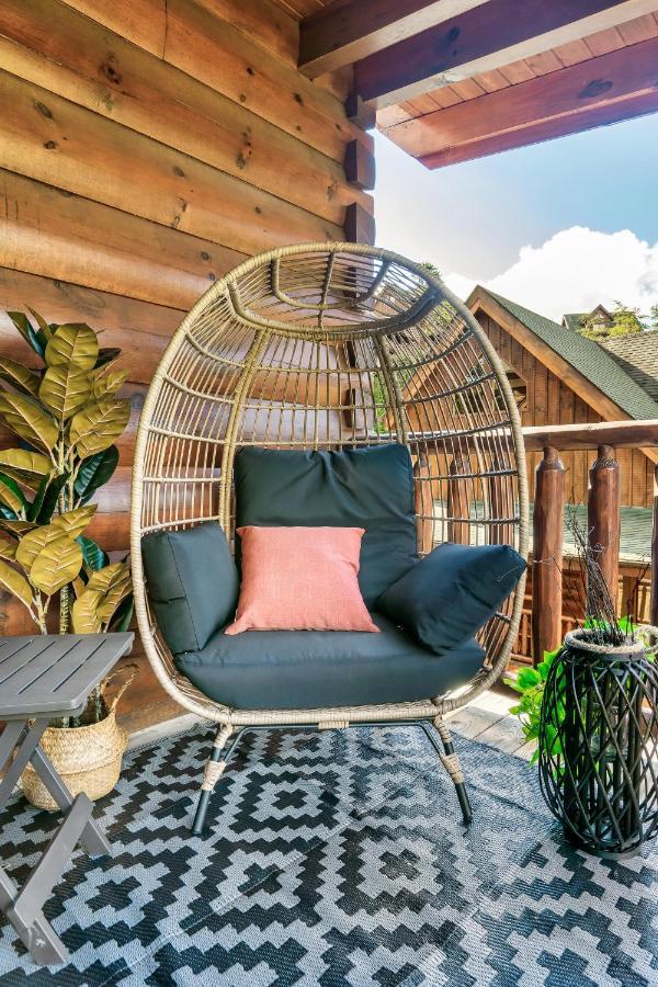 Summer Sale! Pool, Sauna, View, Hottub, Game Sevierville Exterior foto
