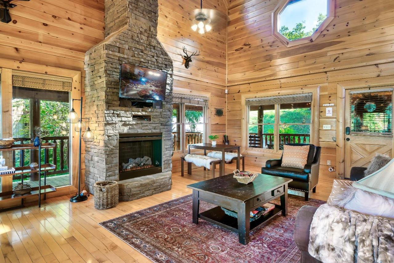 Summer Sale! Pool, Sauna, View, Hottub, Game Sevierville Exterior foto