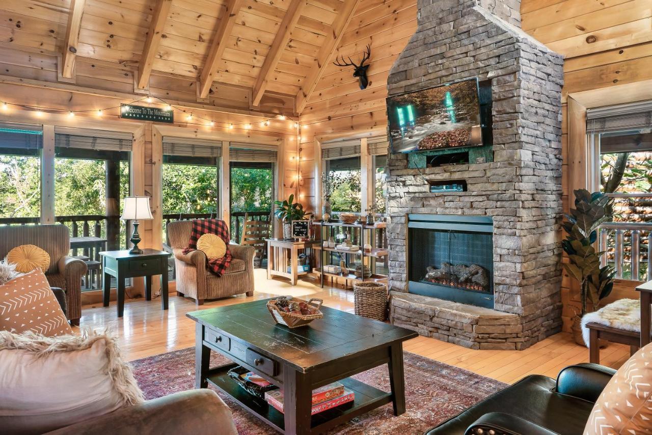 Summer Sale! Pool, Sauna, View, Hottub, Game Sevierville Exterior foto