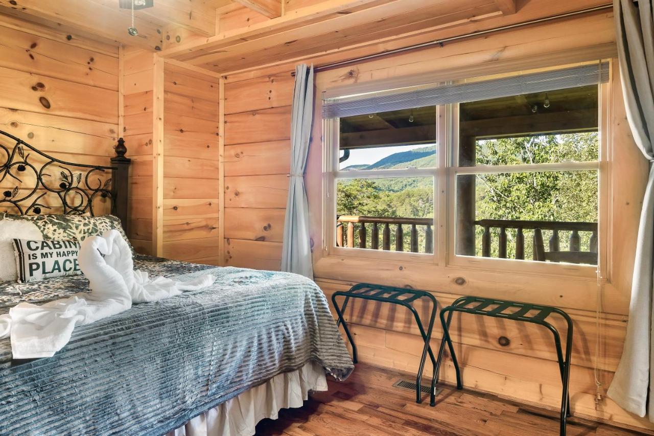 Summer Sale! Pool, Sauna, View, Hottub, Game Sevierville Exterior foto